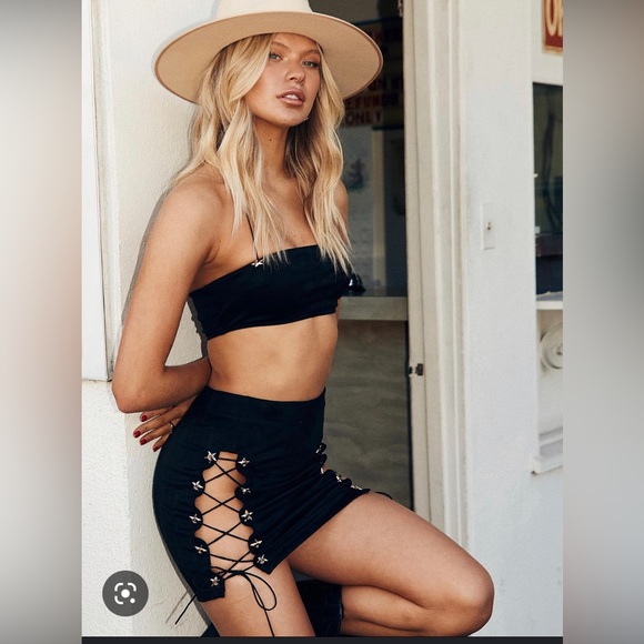 Princess Polly Dresses & Skirts - Princess Polly Skirt